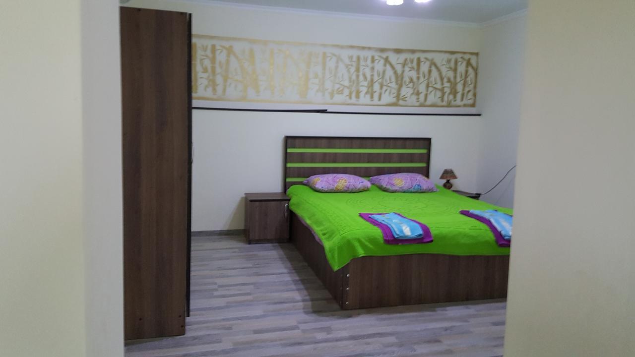 Гостевой дом Olga's Home Батуми Экстерьер фото