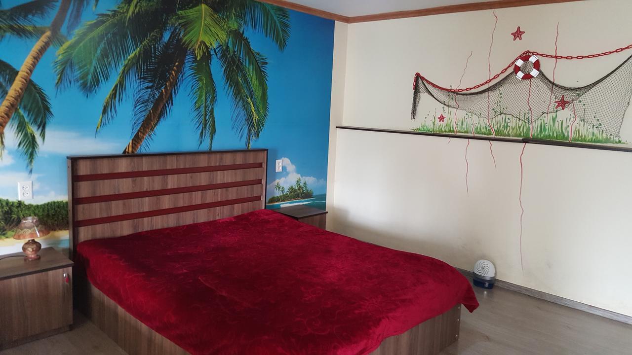 Гостевой дом Olga's Home Батуми Экстерьер фото